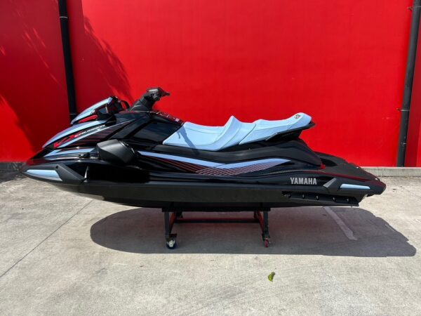 2025 VX CRUISER WaveRunner Ski - Image 5