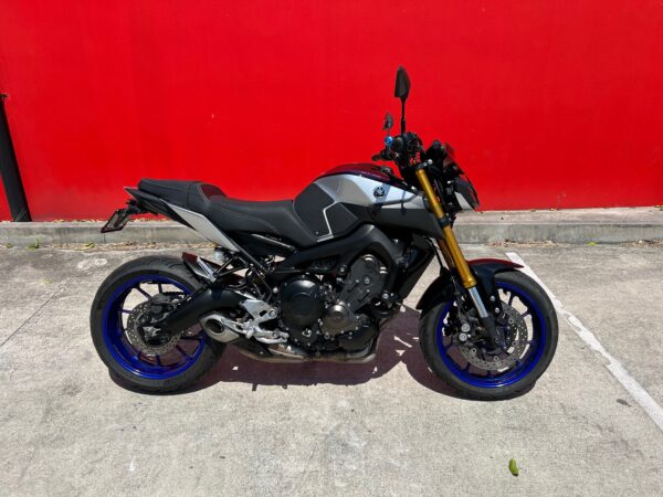 YAMAHA MT09SP
