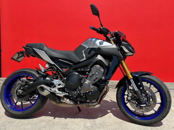 YAMAHA MT09SP - Image 2