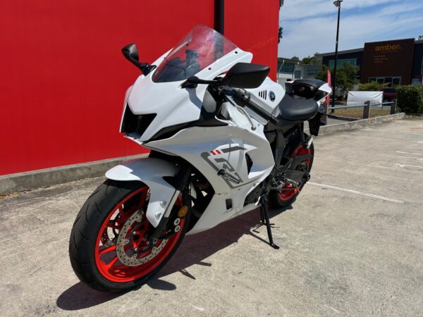 YAMAHA YZF-R7LA - Image 7