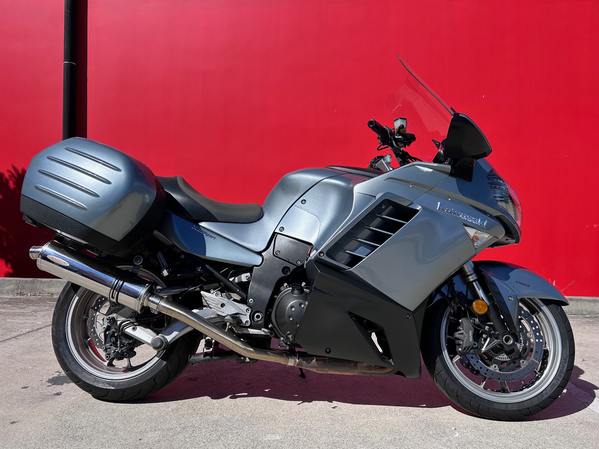 KAWASAKI 1400GTR ABS - Image 2