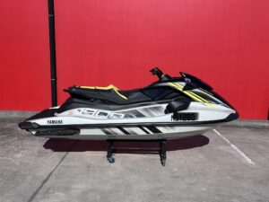 YAMAHA GP19HO WAVERUNNER